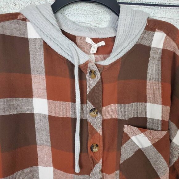 Maurices Plus Size Plaid Button Down Hoodie Shirt 4X - Picture 2 of 5